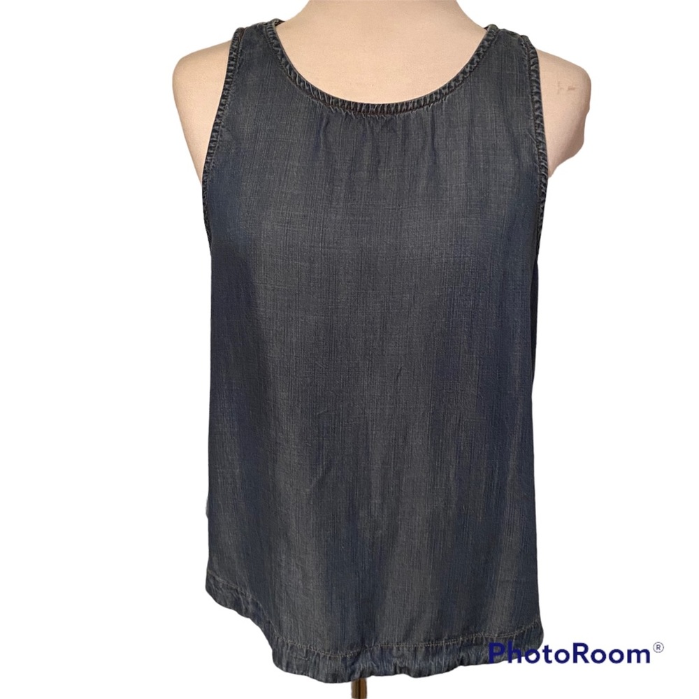 CLOTH & STONE TOP TANK BLUE DENIM SLEEVELESS SIDE BUTTONS ASYMMETRIC SIZE M